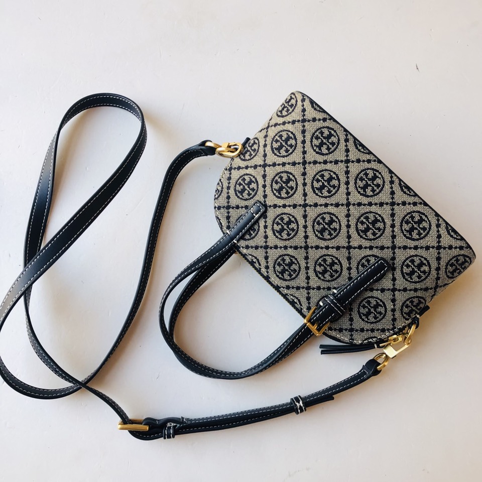 Tory Burch TB 系列贝壳迷你斜挎手拎包包多色可挑选