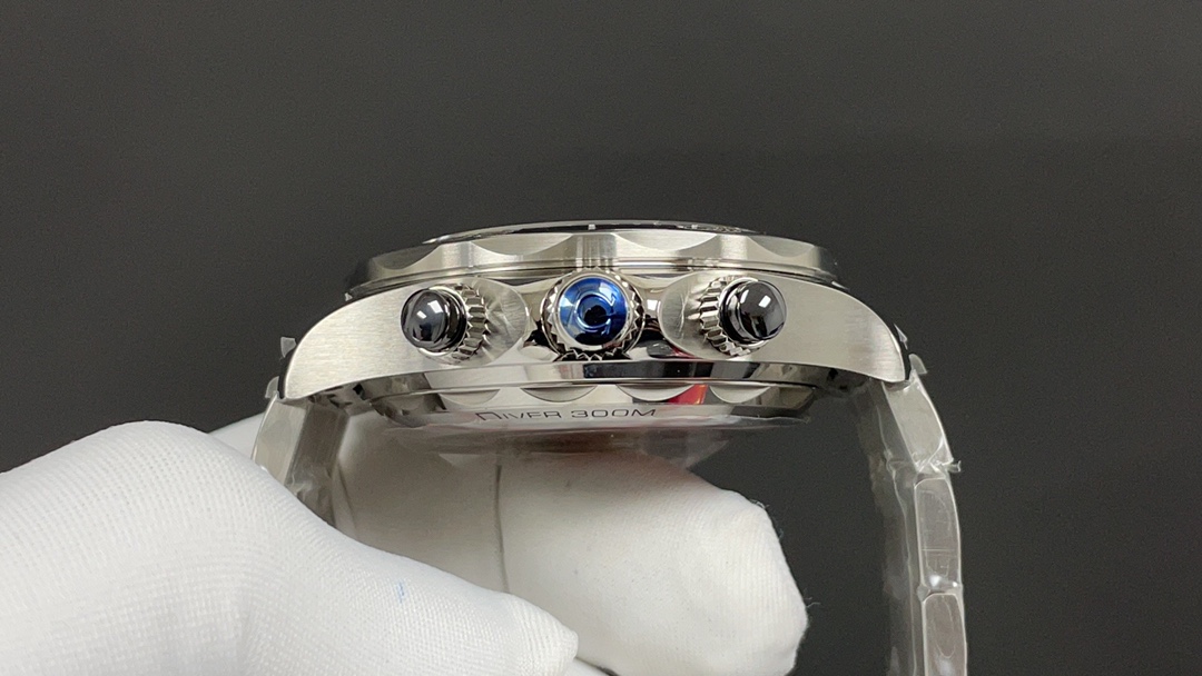 Omega 今日推荐 海马计时44mm 9900机 实