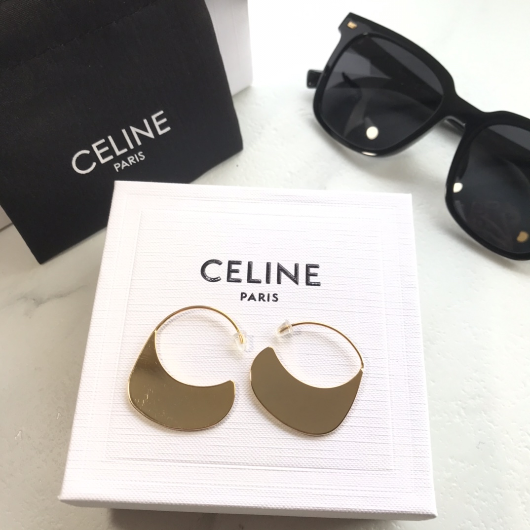 셀린느 귀걸이 69664 Celine Earrings