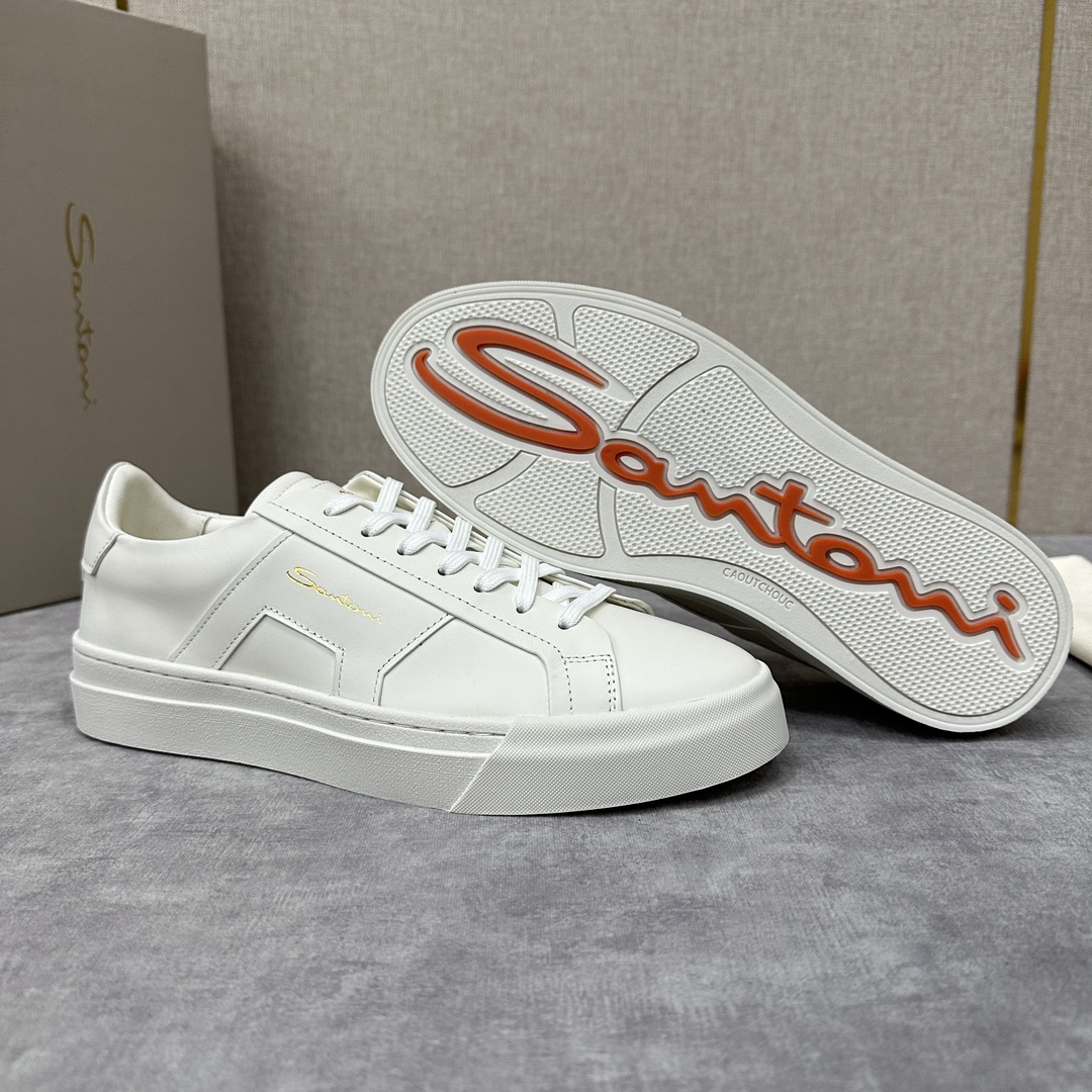 圣东-尼Santon*DoubleBuckle高帮运动鞋意大利以纯手工制鞋而闻名的品牌Santon*除了