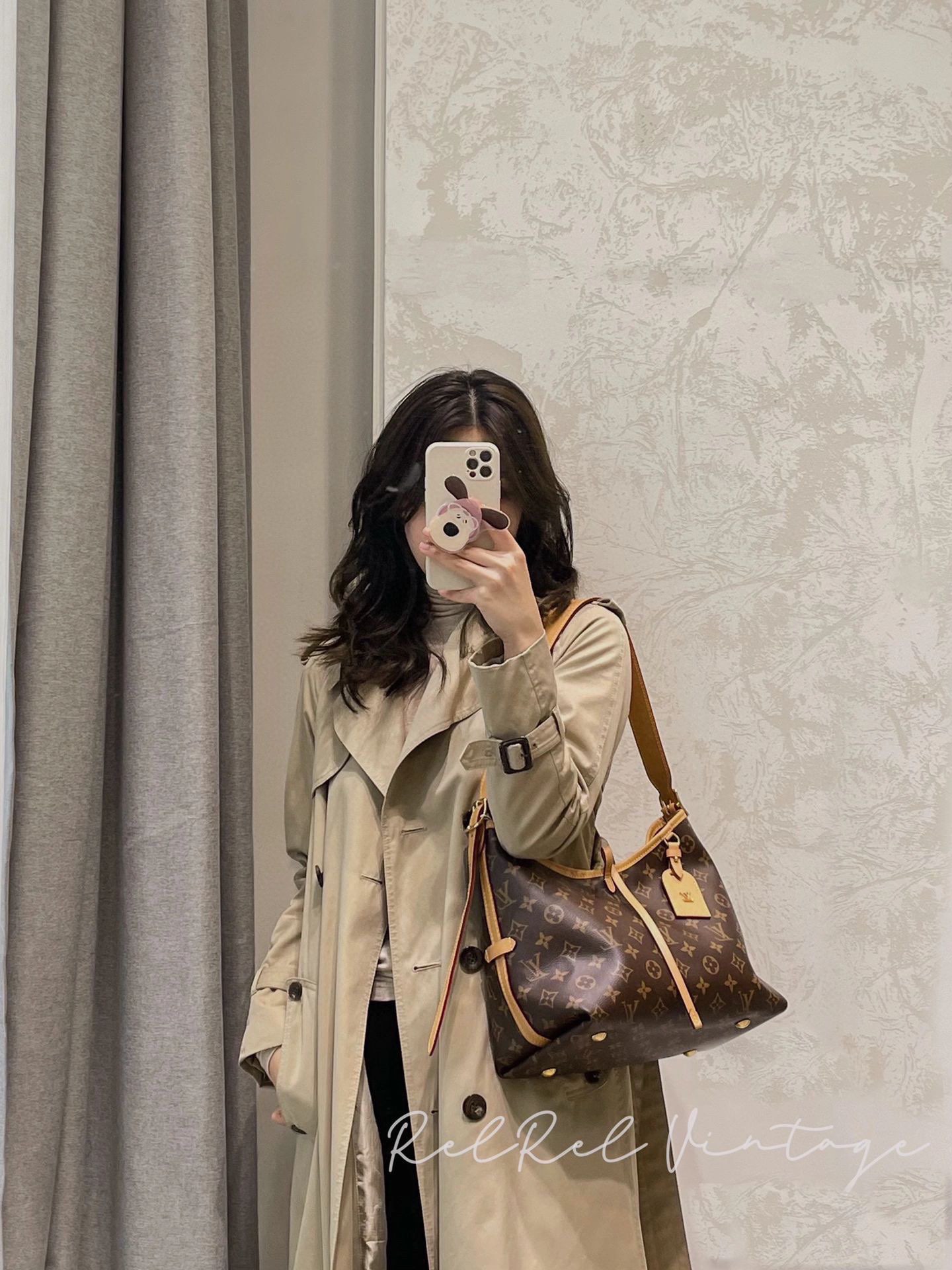 Louis Vuitton Luxury Handbag Collection 4