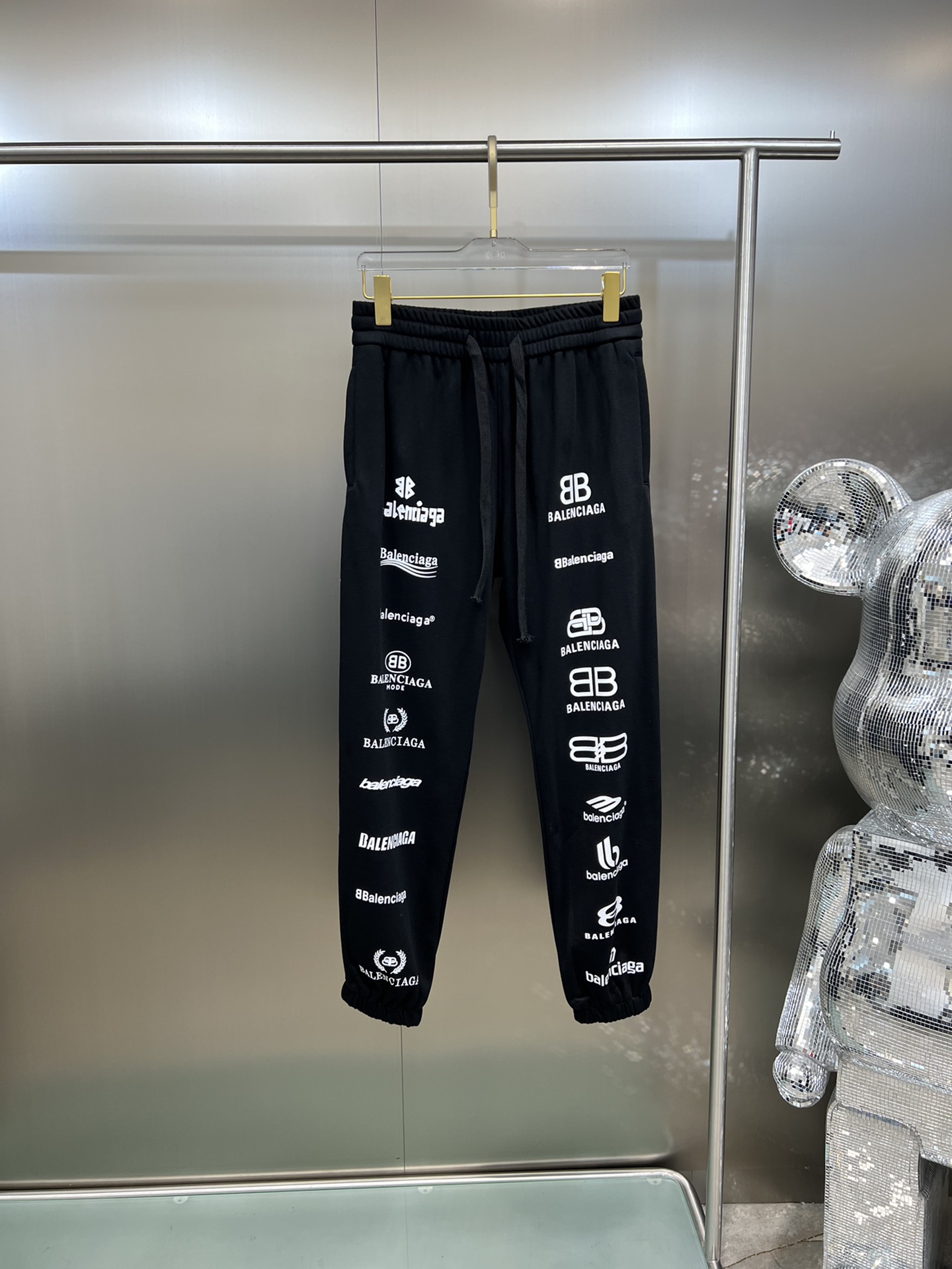 Is it illegal to buy dupe
 Balenciaga Clothing Pants & Trousers Black White Fall/Winter Collection Casual
