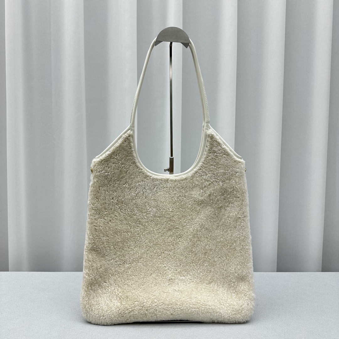 Miu Miu {Lamb wool white}miumiu counter limited edition|fur bag