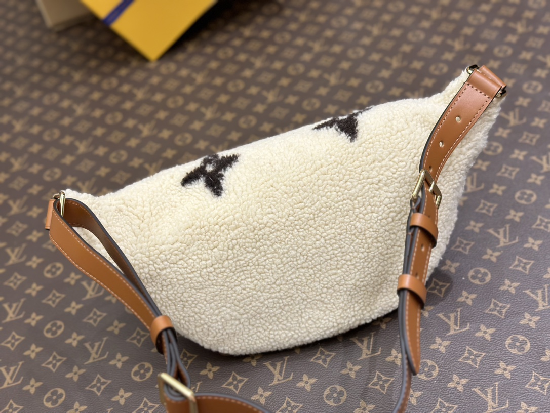Louis Vuitton Haute Couture Classic Luxury Handbag Shoulder Crossbody 4