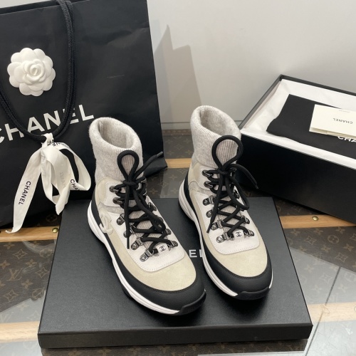Chanel AAAA
Shoes Sneakers Knockoff Highest Quality
Splicing Cotton Mercerized Rubber Sheepskin TPU Wool Fall/Winter Collection Fashion High Tops