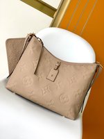 7 Star
 Louis Vuitton Bags Handbags Apricot Color Black Empreinte​ Cowhide M46289