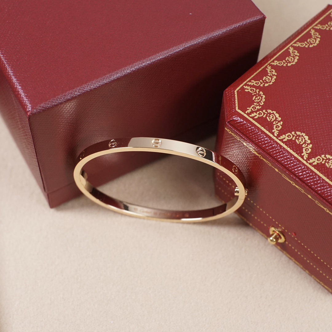 Cartier 卡地亚Cartier 窄‮无版‬钻 love情侣‮手款‬镯