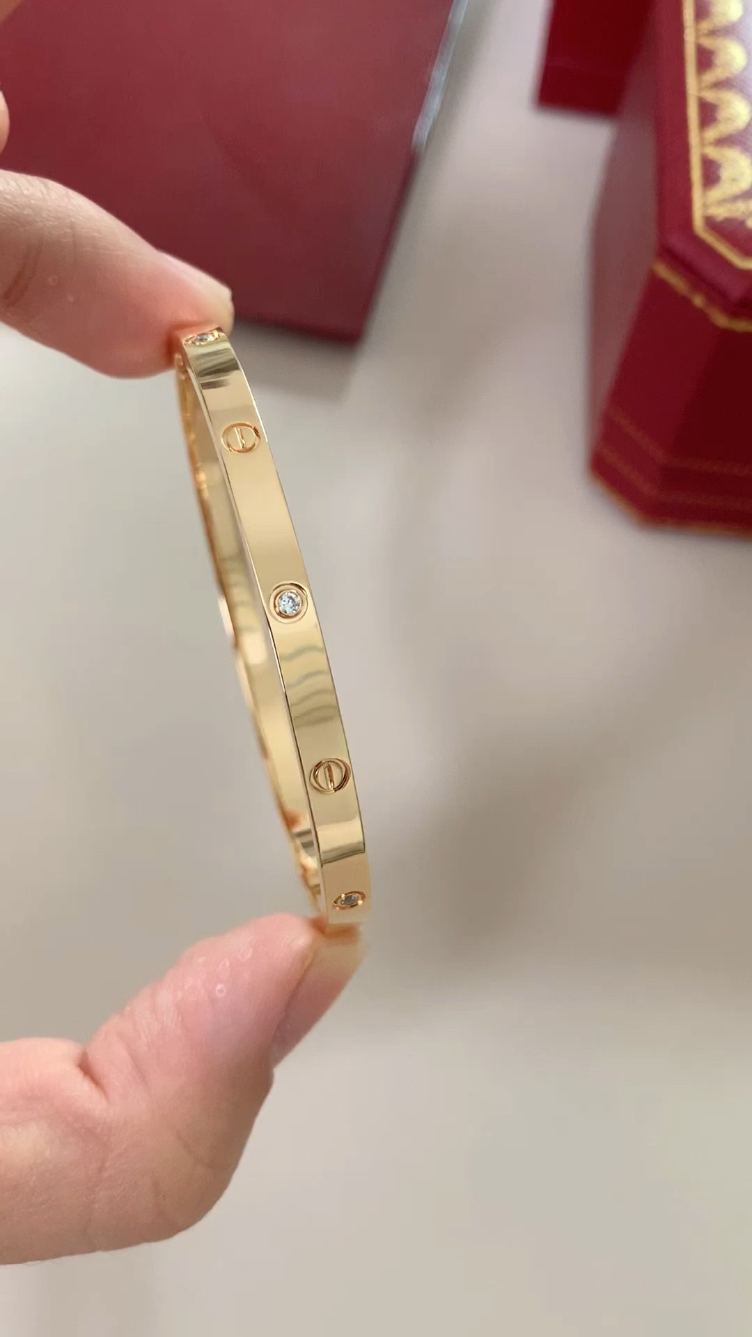 Cartier 卡地亚Cartier 窄‮无版‬钻 love情侣‮手款‬镯