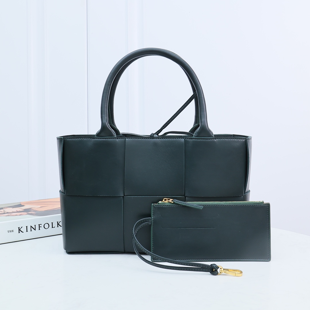 Bottega Veneta Intrecciato Tote Bag Small Ink Green