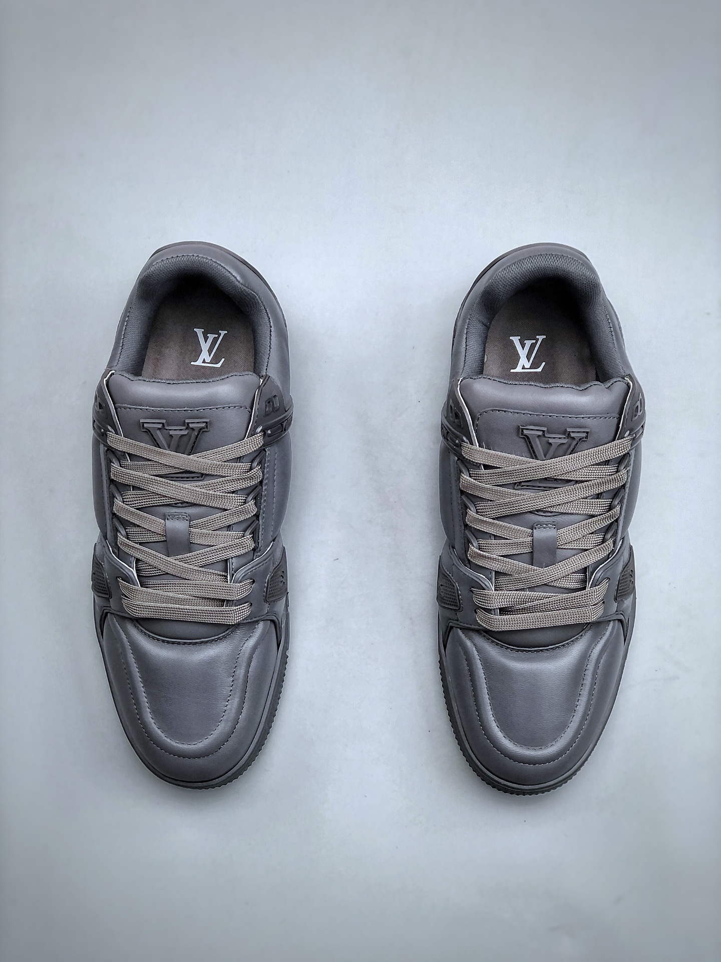 600 Louis Vuitton 路易威登 LV Trainer 低帮休闲板鞋