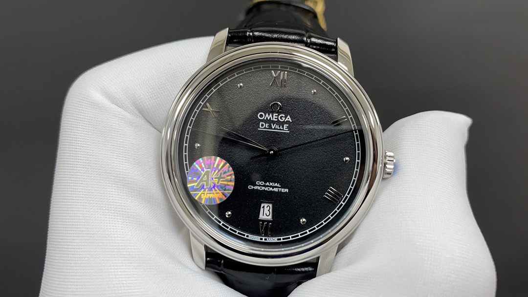 Omega 今日推荐 蝶飞 新款 39.5mm 自动上链机械机芯