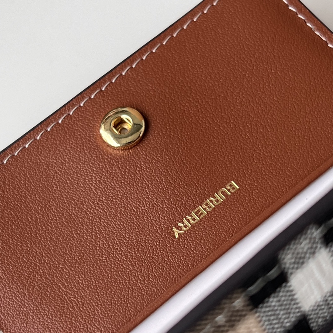 Burberry Vintage Check Leather Trifold Wallet Card Holder Compact Purse 6 i1700036961 626 5
