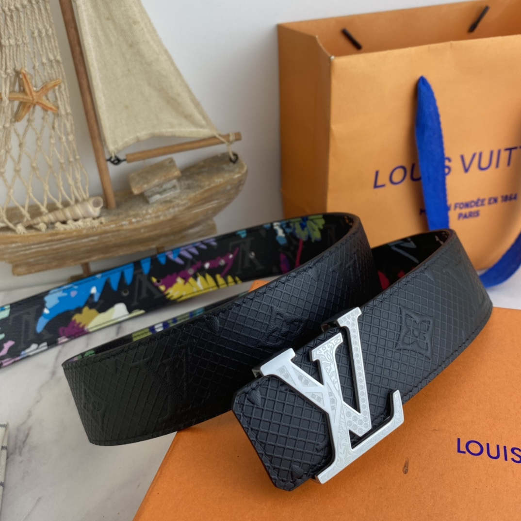     LV   男士腰带38mm 双面进口皮可双面使用 专柜走线 搭配新款扣💰