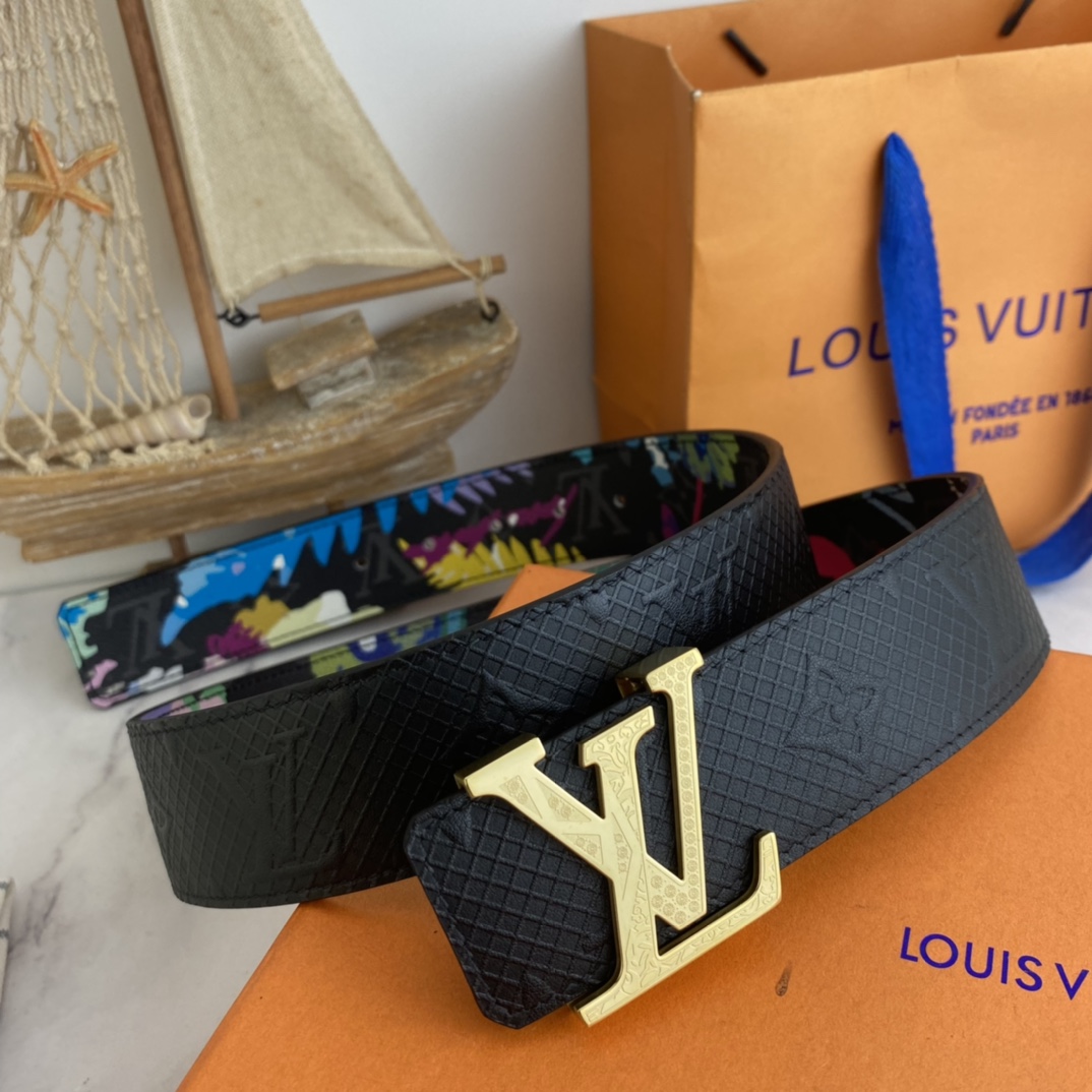     LV   男士腰带38mm 双面进口皮可双面使用 专柜走线 搭配新款扣💰