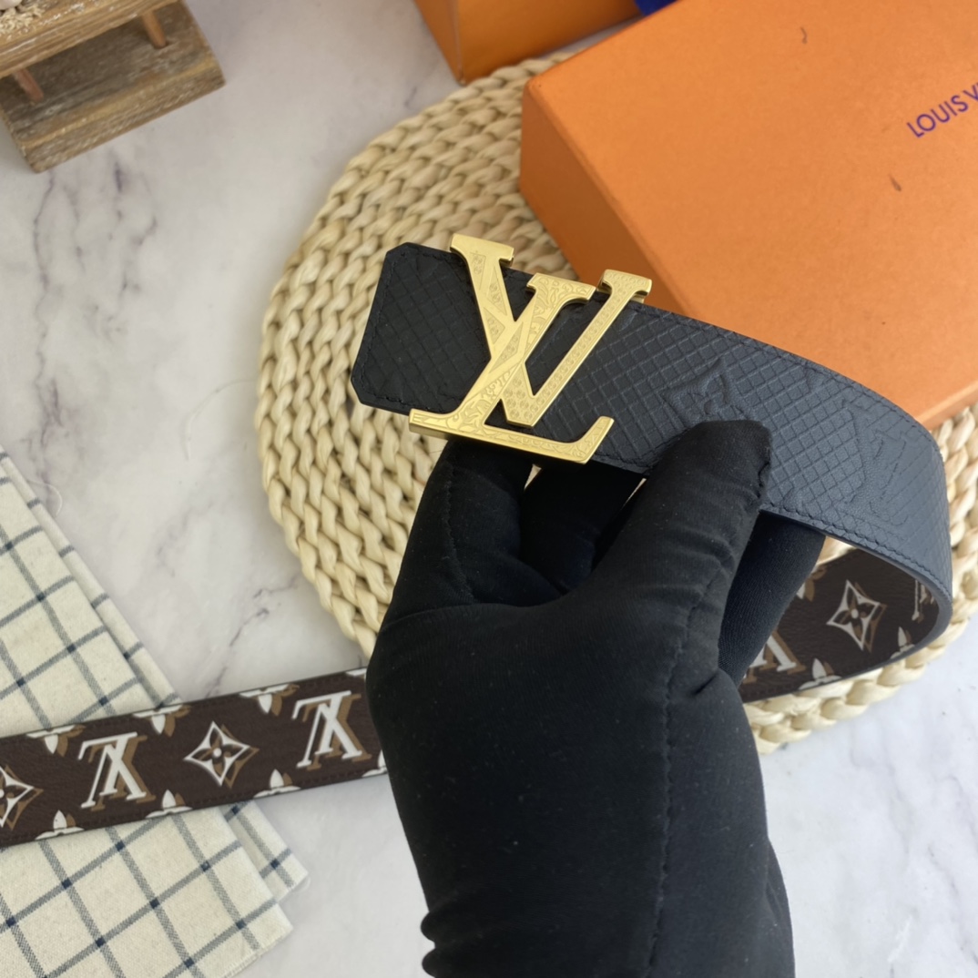     LV   男士腰带38mm 双面进口皮可双面使用 专柜走线 搭配新款扣💰