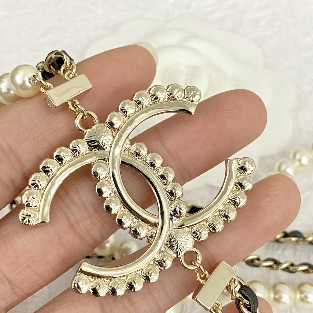Chanel 23 Crystal, Pearl & Leather Long Necklace - Comprehensive 7