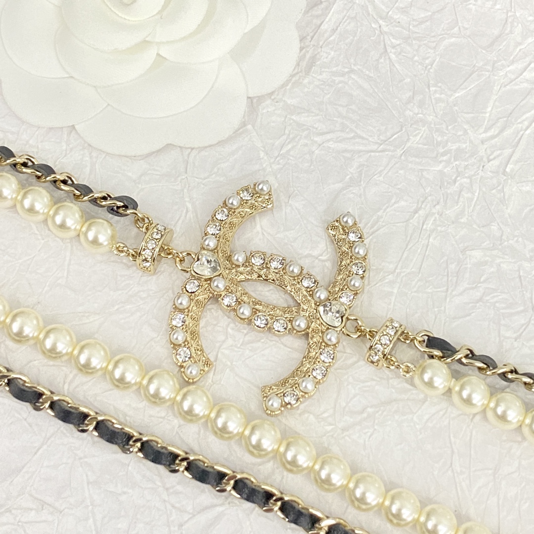 Chanel 23 Crystal, Pearl & Leather Long Necklace - Comprehensive 5