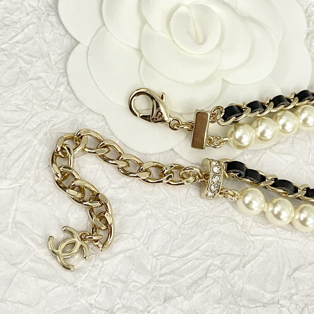 Chanel 23 Crystal, Pearl & Leather Long Necklace - Comprehensive 8