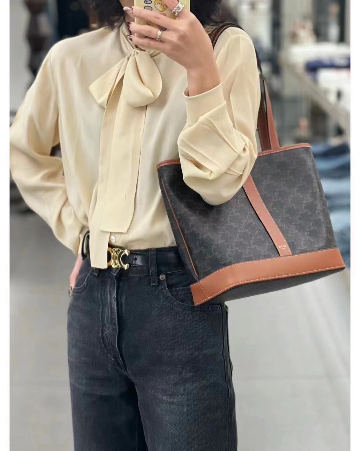 Celine 115082 official bucket bag for sale