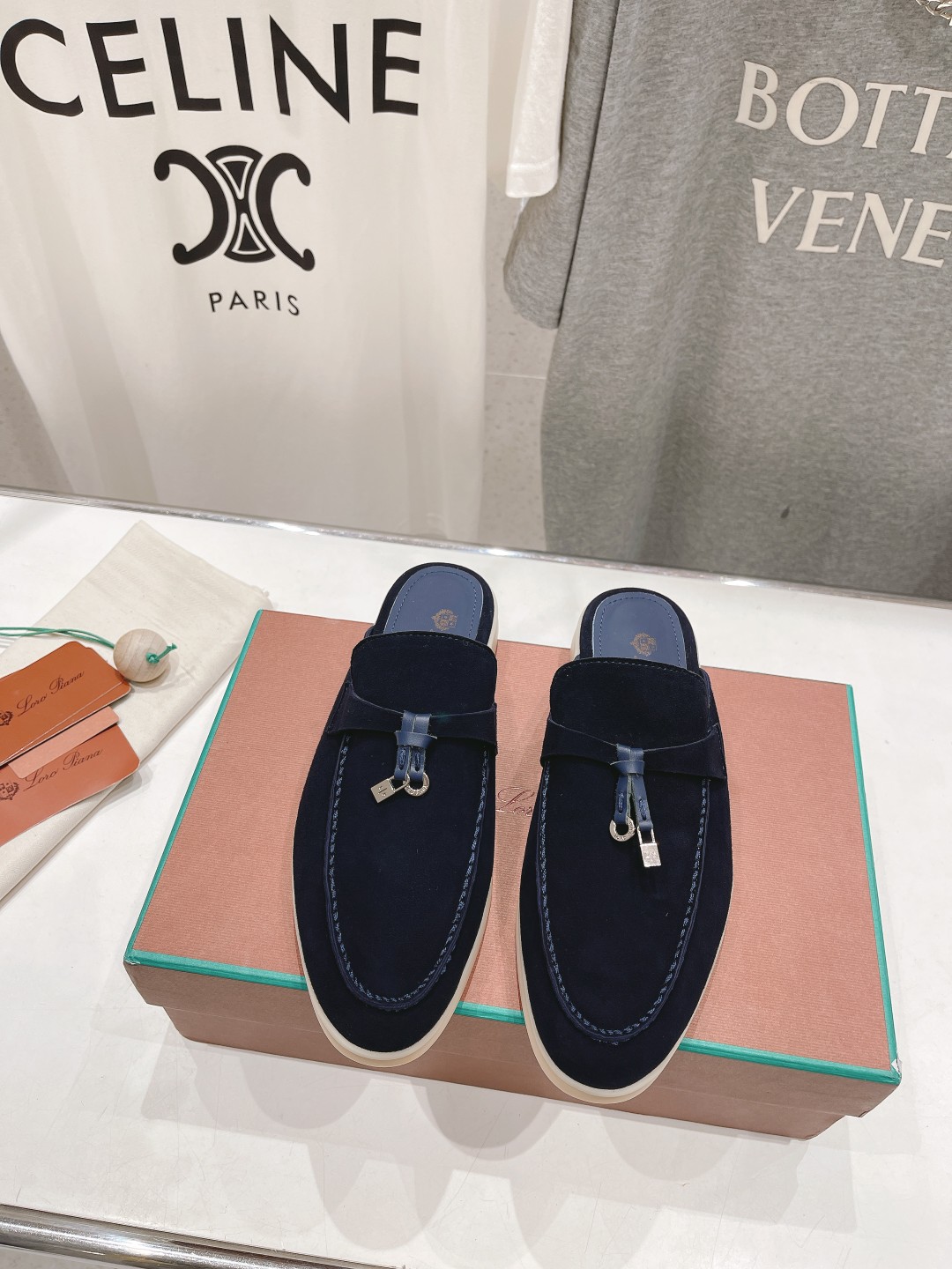 高版本出厂 半托
  Loro Piana* LP万年经典款乐福鞋 简约时尚 脚感超级舒适 一天可以暴走