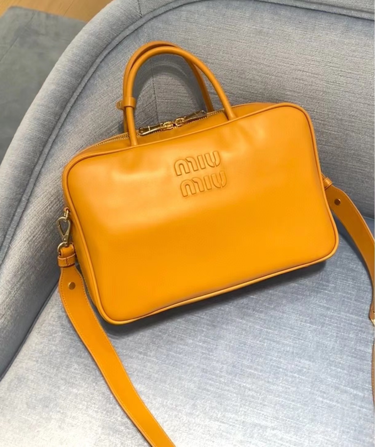 NO:197991,5Bb117, Miumiu, Miumiu198609095BB117,MIUMIU,miumiu,Bag
