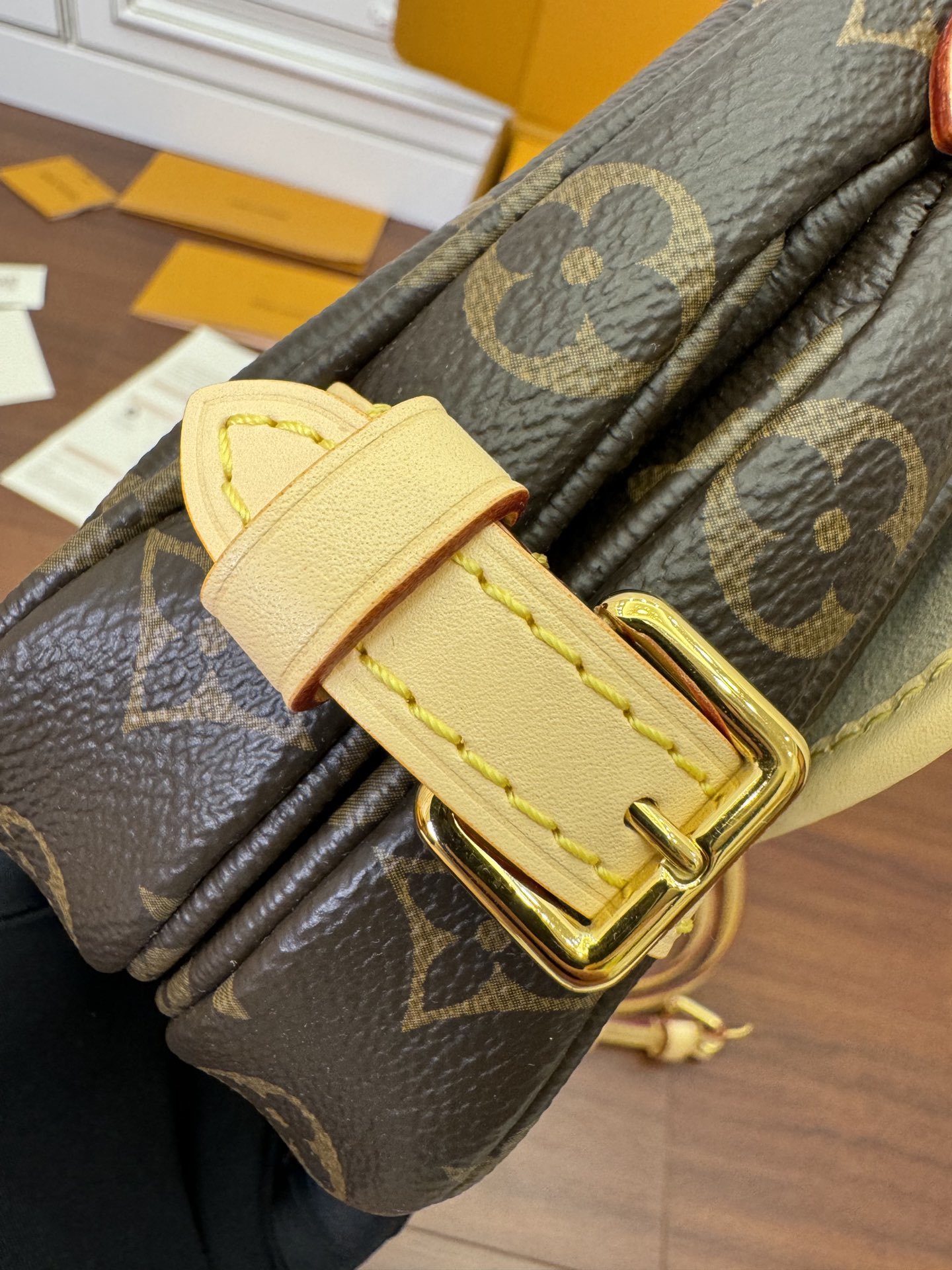 独家首发型号特正版M46740品质全面再次升级专柜同步电子芯片内码新礼盒礼品袋保护纸铜版电子标签合格证皮