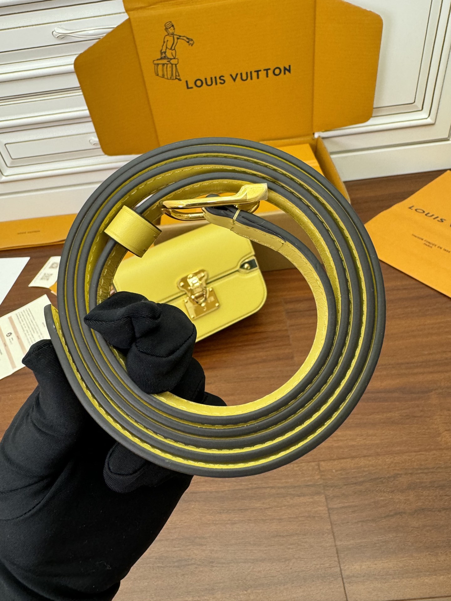 独家首发型号特正版M23646品质全面再次升级专柜同步电子芯片内码新礼盒礼品袋保护纸铜版电子标签合格证皮