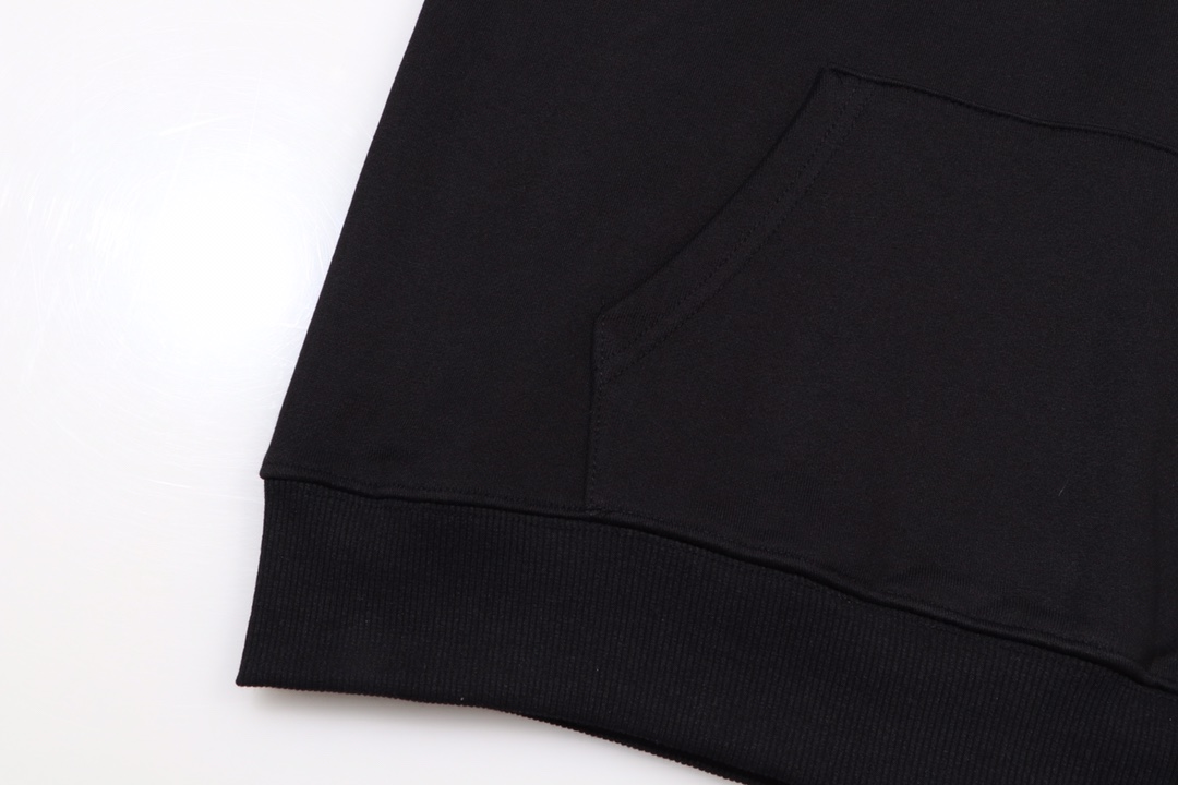 “Custom-made Celine Hoodie with Ironed Letters, Synchronized Cupboards, 430g Fabric” - 图片 7