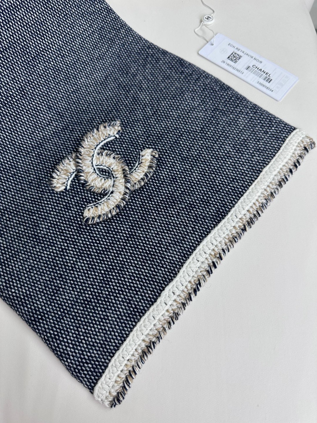 CHANEL 炫雅针织 双C logo 羊绒围巾
