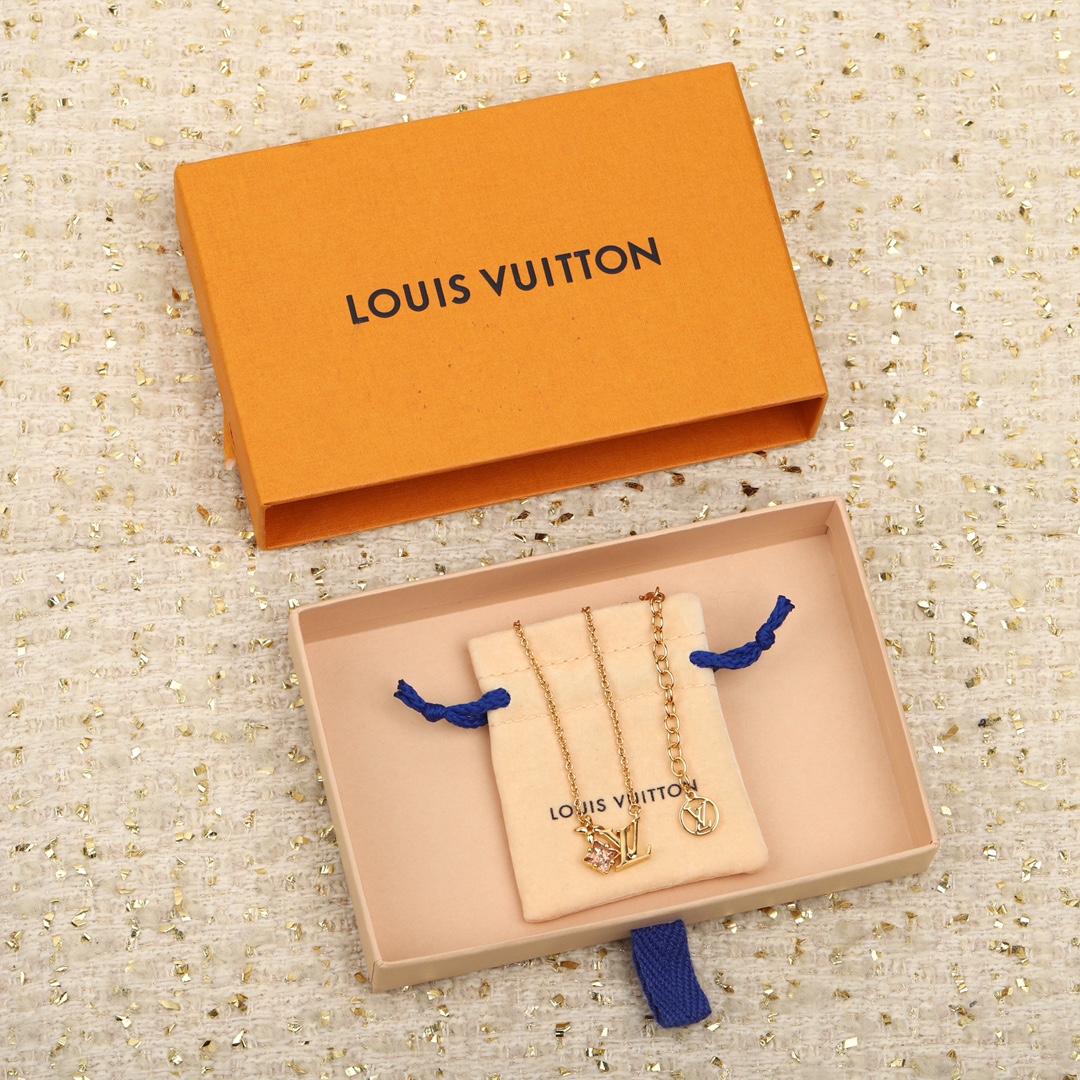 Louis Vuitton Jewelry Bracelet Necklaces & Pendants Pink
