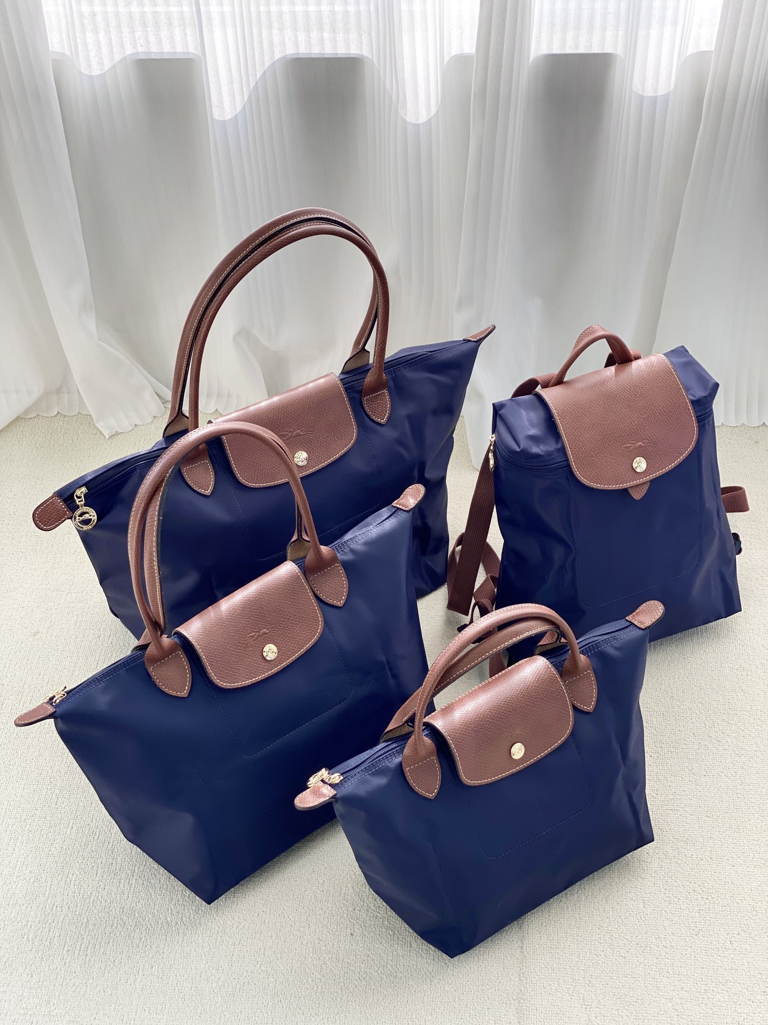 Longchamp ～556深蓝色细节图