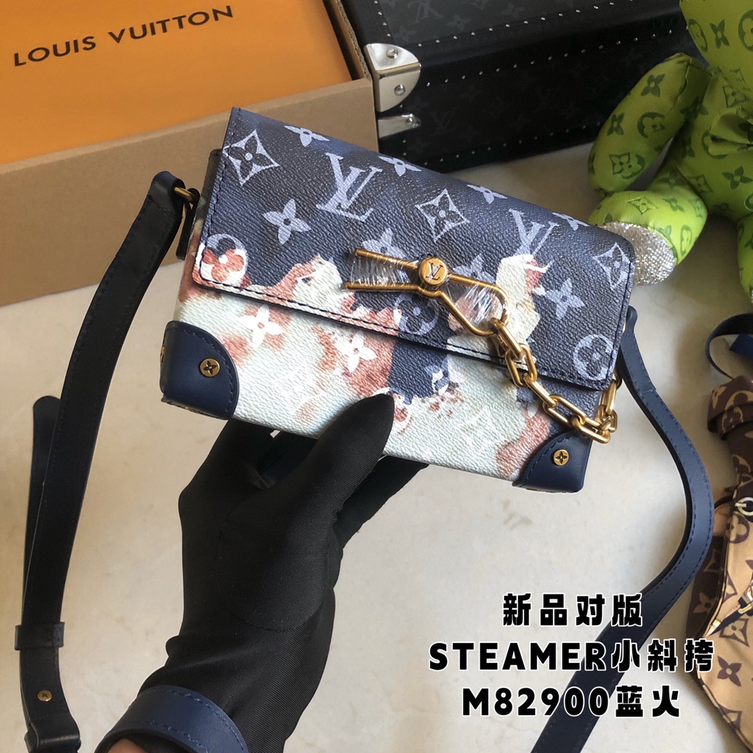 Louis Vuitton 1:1
 Messenger Bags Mini Bags Blue Rose Monogram Canvas Chains M82900