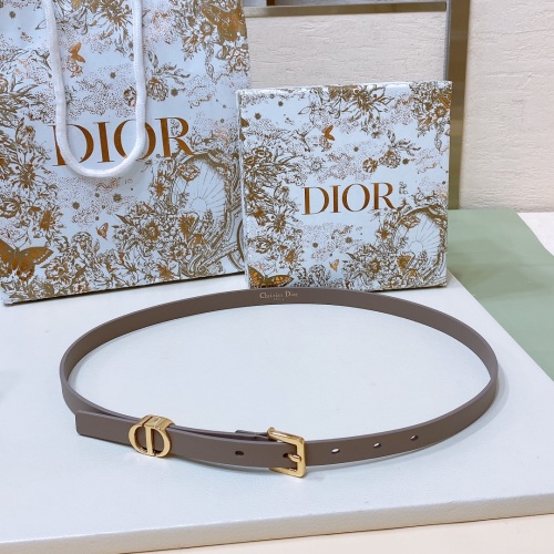 Dior Montaigne Loop Belt - Double-Sided Calfskin Leather, 15mm - Versatile Style 1 Dior Montaigne Loop Belt - Double-Sided Calfskin Leather, 15mm - Versatile Style