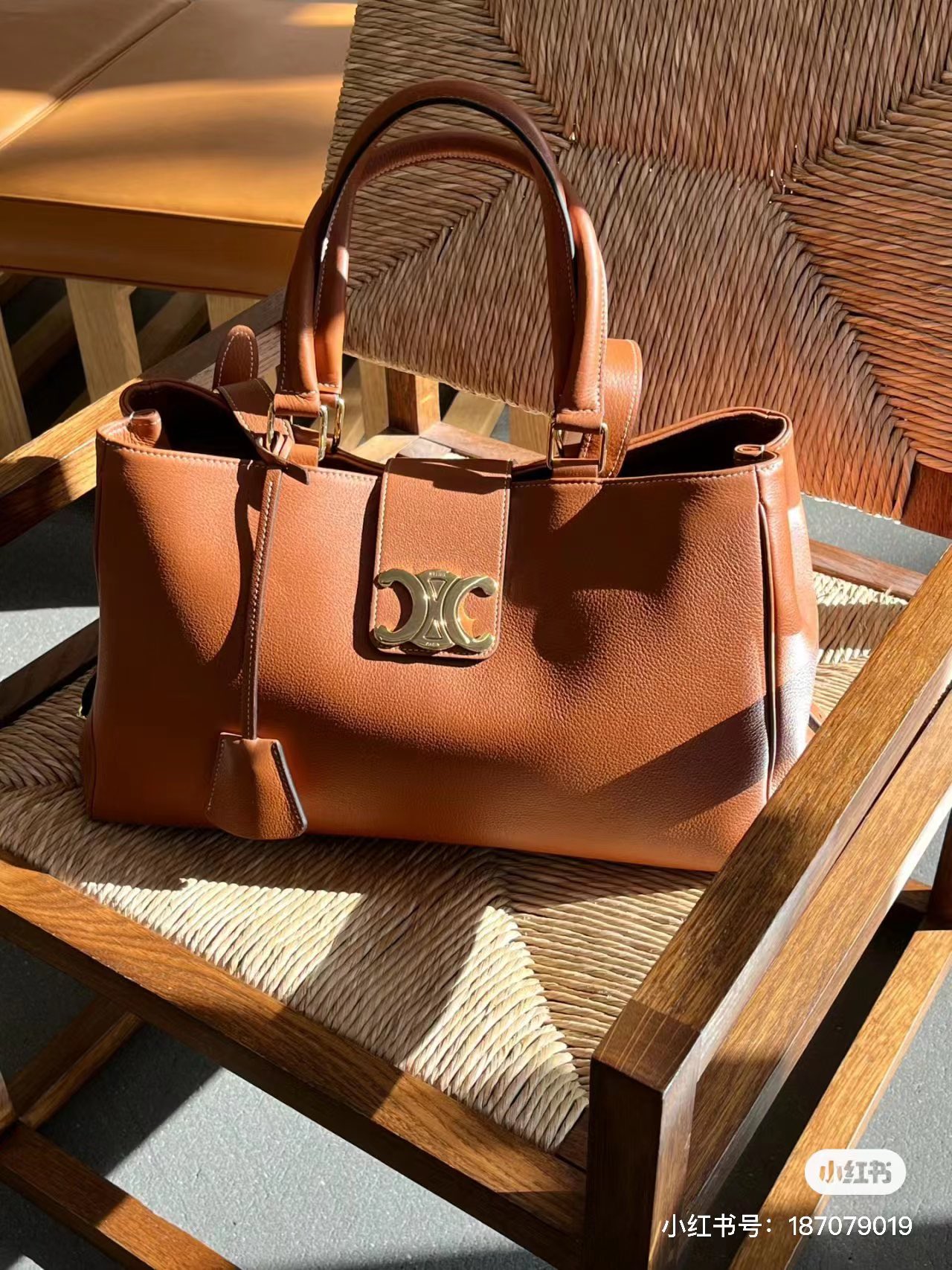 NO:197873,Tablet, mobile phone, wallet, key, etc. Just install it in., Celine, celine, celine, wallets19860909平板电脑 手机 钱包 钥匙等等 随便往里装.,赛琳celine,celine,celine,wallets,Bag