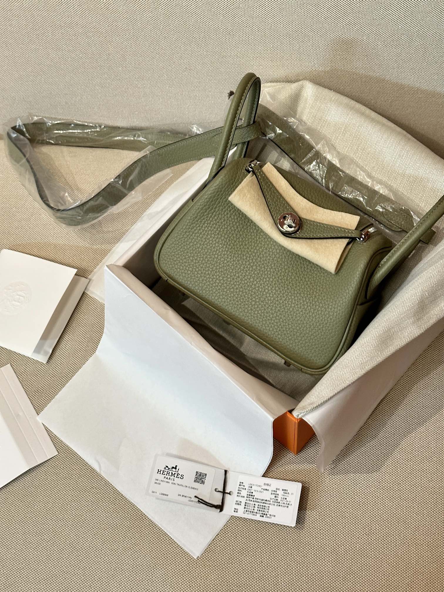 Hermes Lindy Sage Green mini shoulder everyday