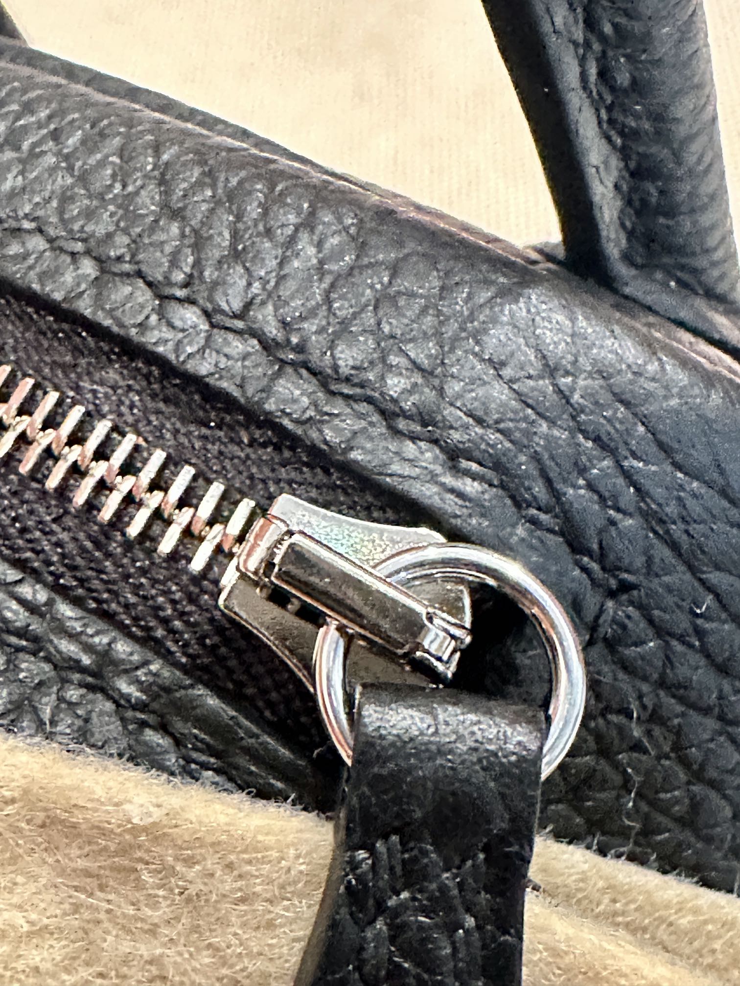 Hermes Lindy Mini Noir mini crossbody everyday