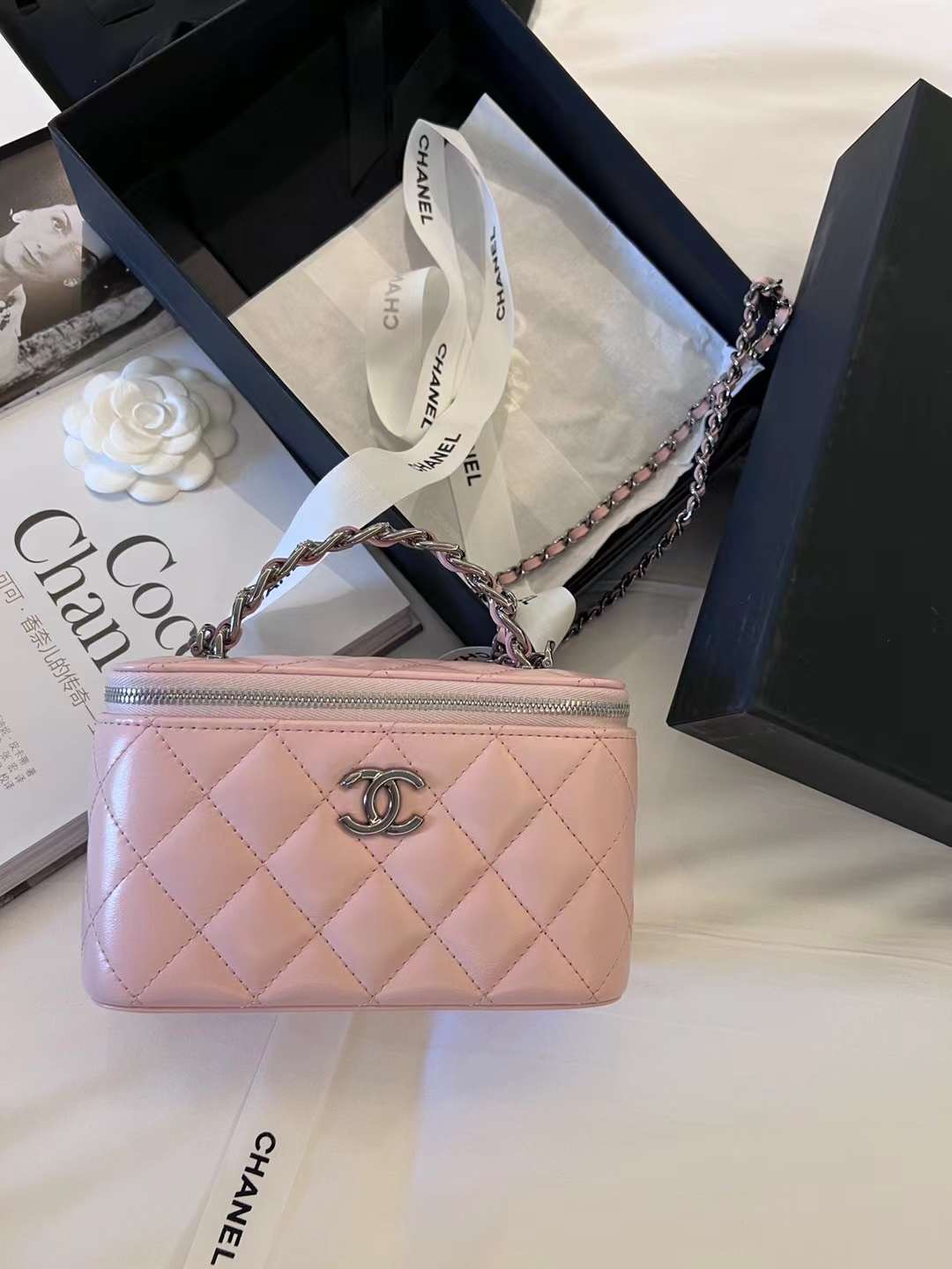 Chanel 23k new autumn and winter rhinestone box bag