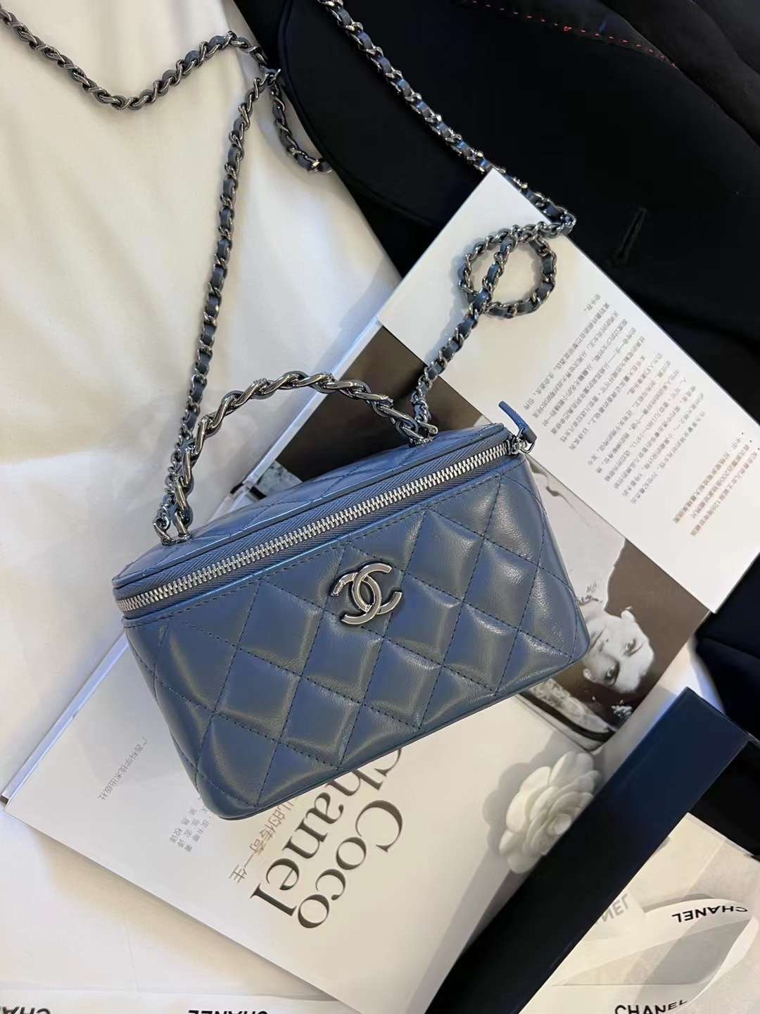 Chanel 23k new autumn and winter rhinestone box bag