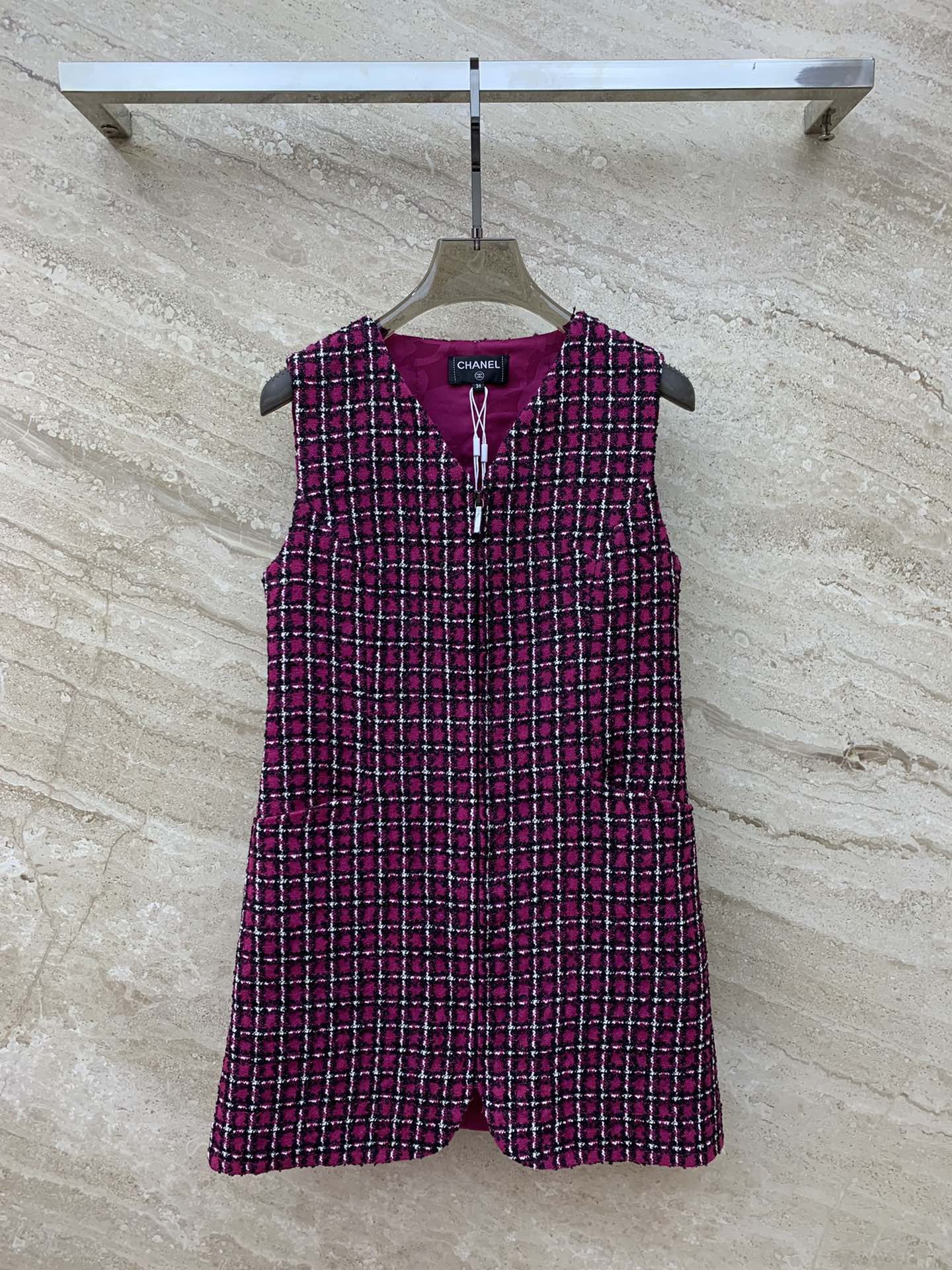 Chanel AAAA
 Clothing Dresses Tank Tops&Camis Buy AAA Cheap
 Black Red White Wool Fall/Winter Collection
