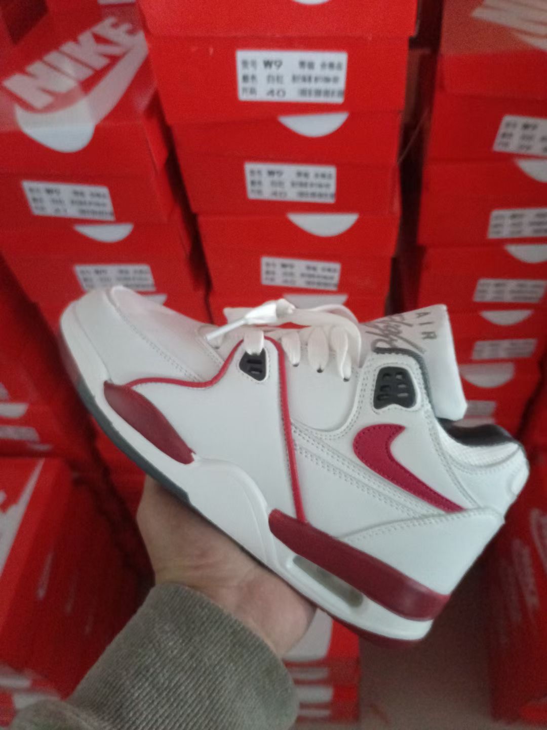 💰115 独家现货 AF1二次元白红36-44码 高品质现货秒发 w9白红