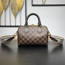 【顶级原单】款号:N40489 本款 Speedy Bandoulière 20 手袋取材经典 Damier 【顶级原单】款号:N40489 本款 Speedy Bandoulière 20 手袋取材经典 Damier