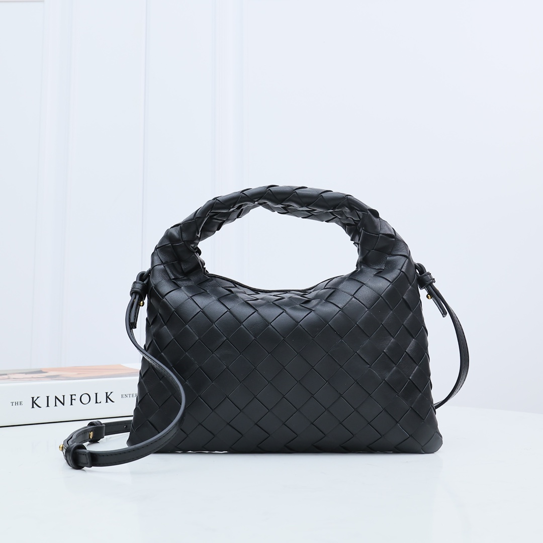 Mini Hop Woven Handbag Crossbody Bag