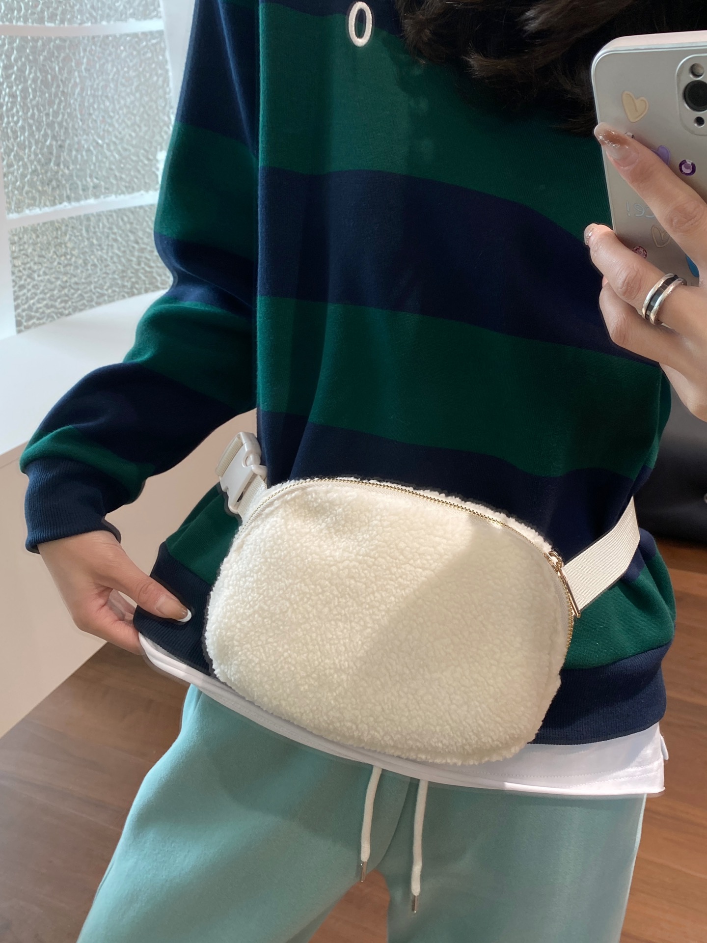 既可以当腰包,也可以当胸包 2