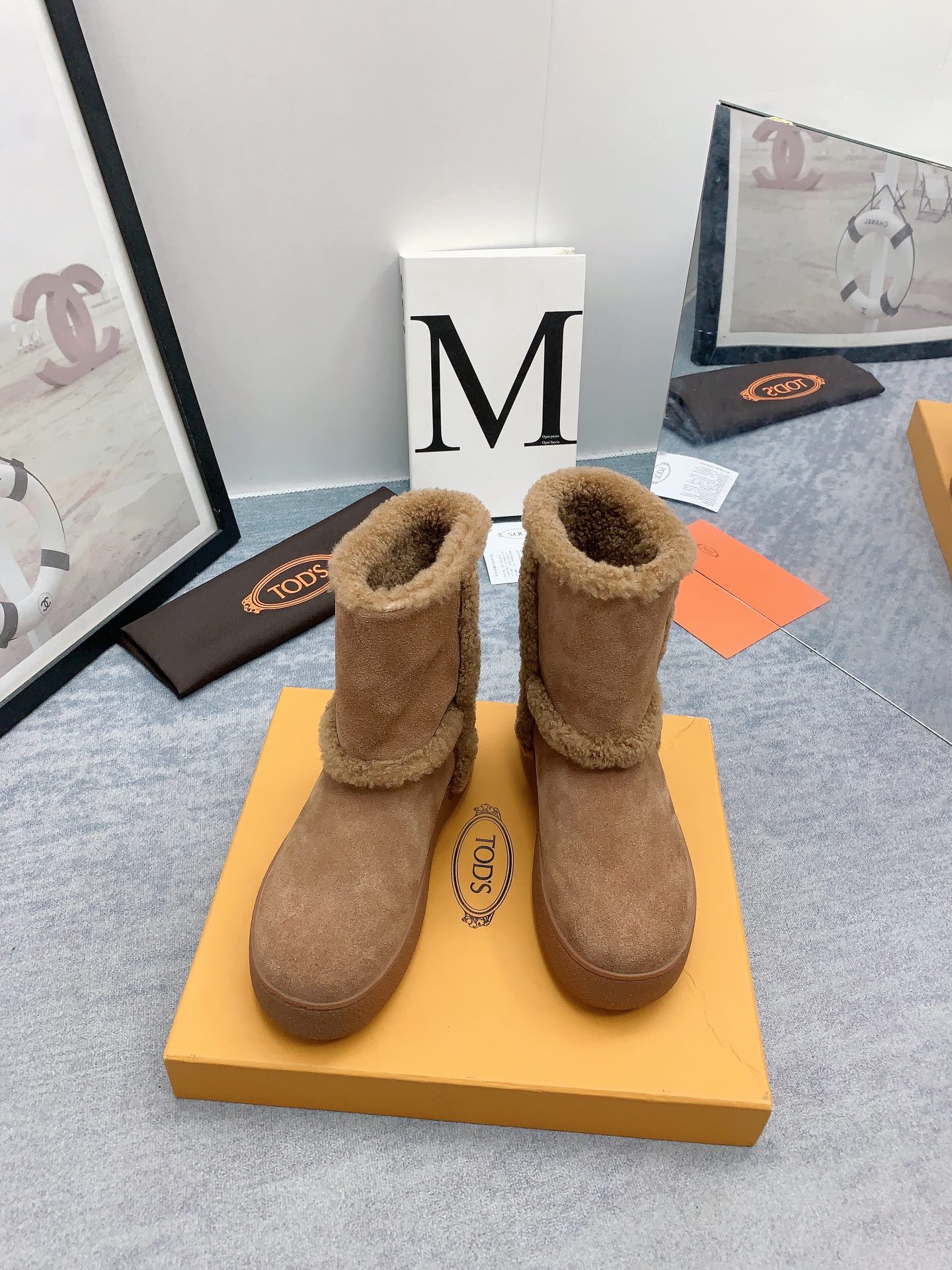 Tod’s Feng High-String Snow Boots: Australian Fur, Real Wool, Original Smooth Bottom.