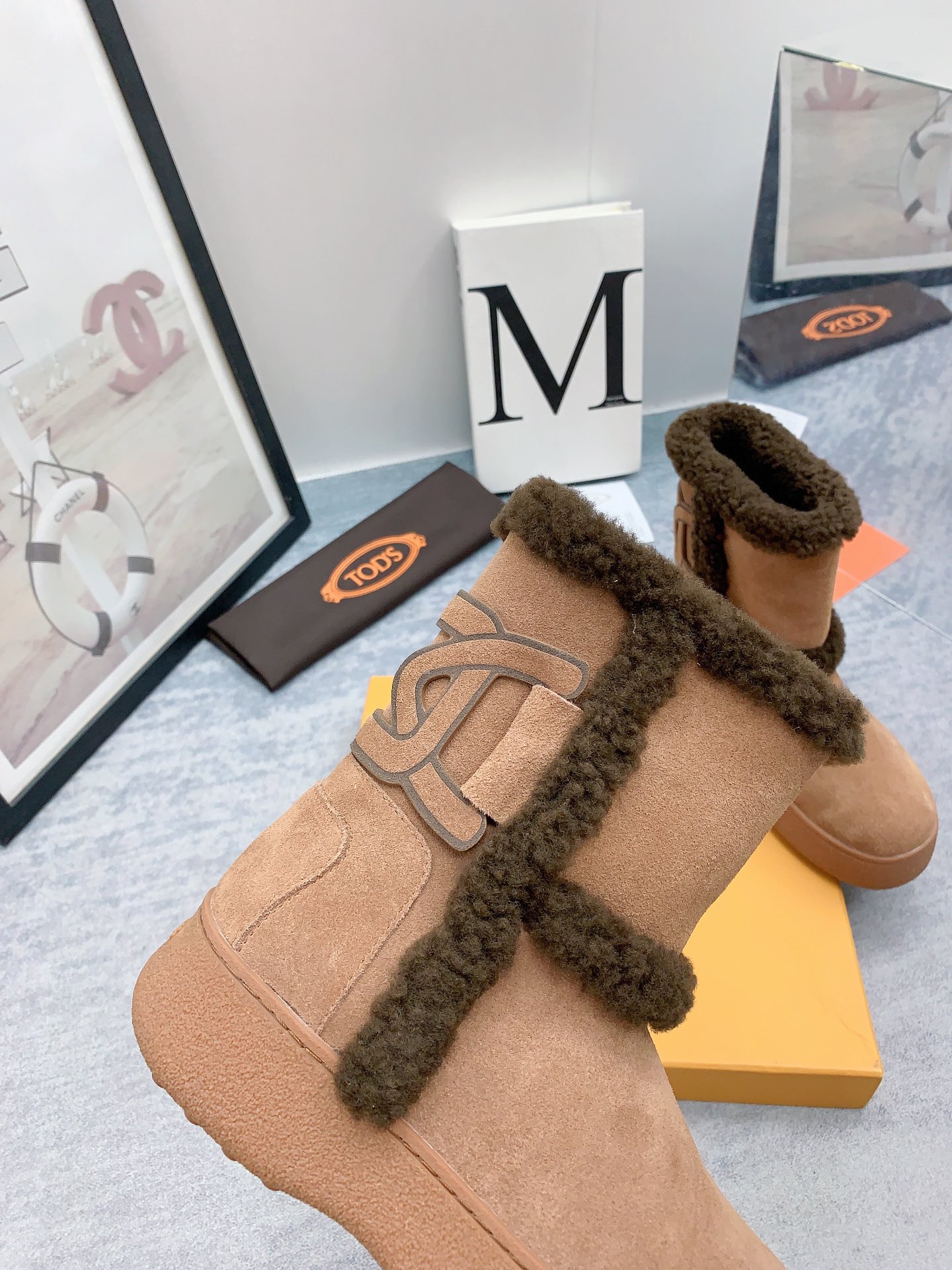 Tod’s Feng High-String Snow Boots with Real Wool and Smooth Bottom (975) - 图片 8