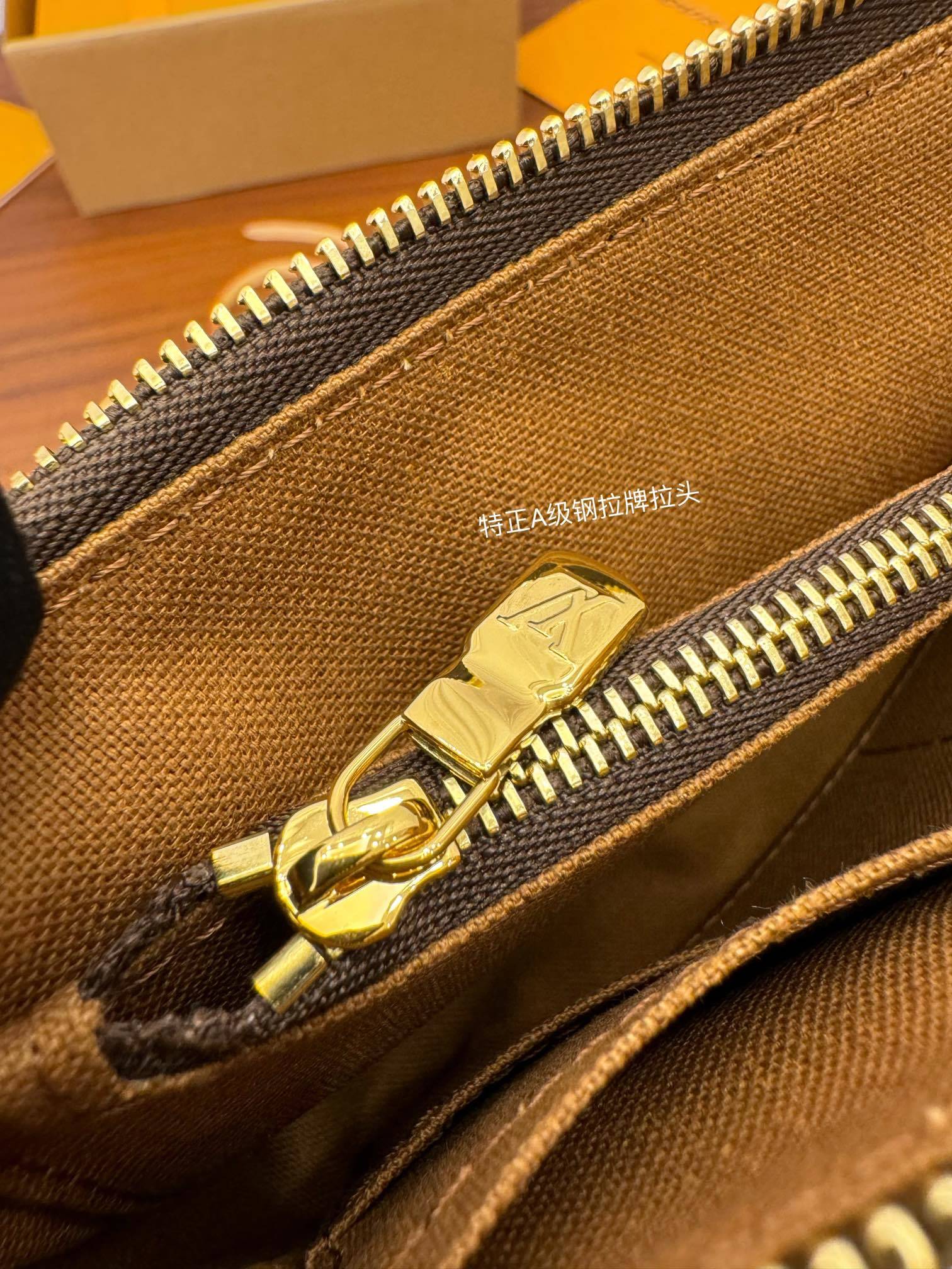独家首发型号特正版M82766品质全面再次升级专柜同步电子芯片内码新礼盒礼品袋保护纸铜版电子标签合格证皮