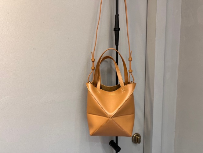 Loewe Puzzle Foldable Tote Bag Small Size in Leather, Brown 1 Loewe Puzzle Foldable Tote Bag Small Size in Leather, Brown