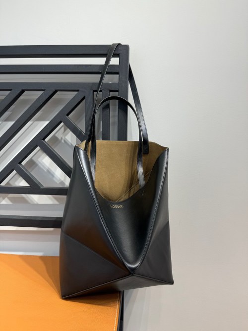 Loewe Puzzle Foldable Tote Bag in Black Leather - Medium Size 1 Loewe Puzzle Foldable Tote Bag in Black Leather - Medium Size