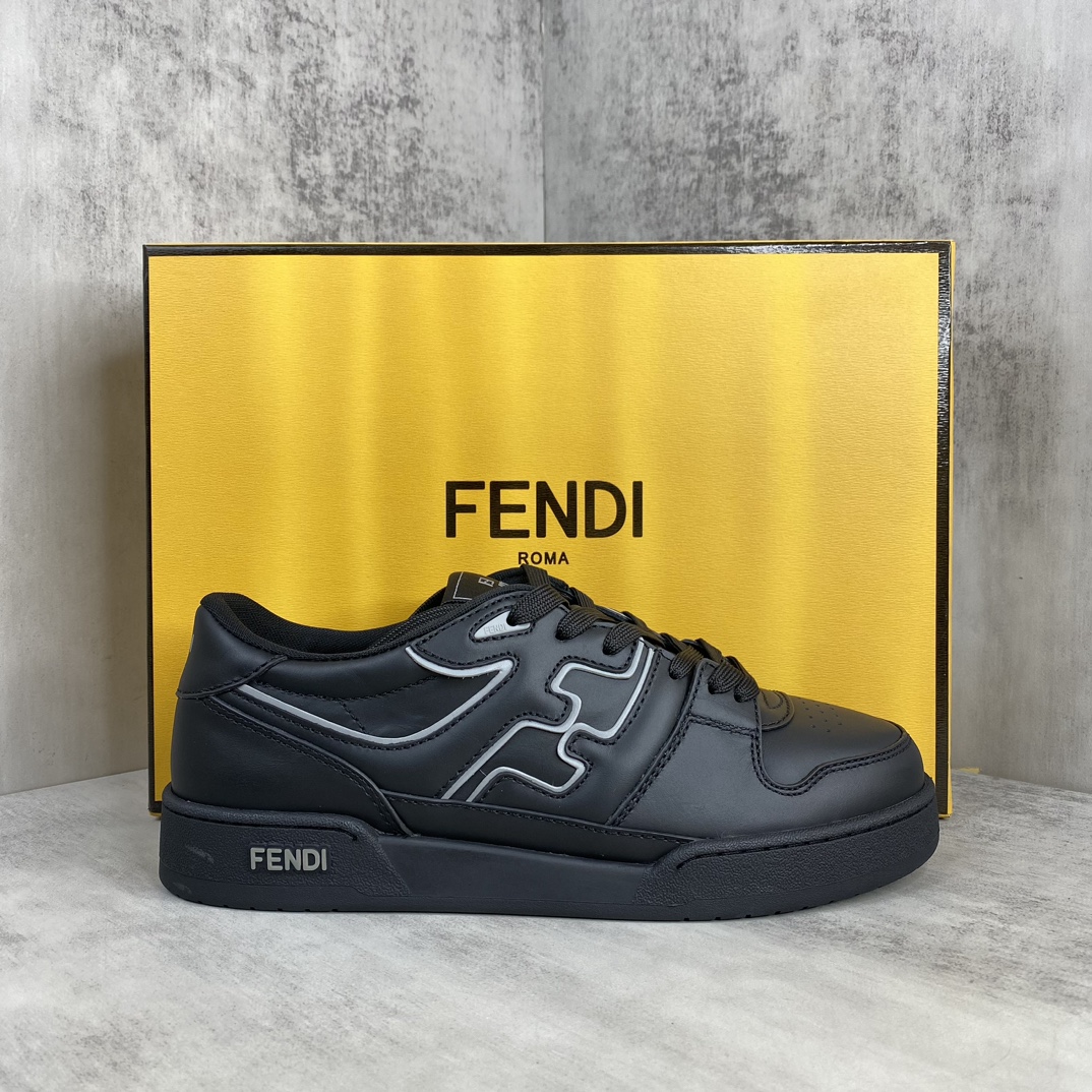 Fendi 新款上架 (莞产 ) Fendi 芬迪 23ss 休闲鞋FENDI芬迪match最新 运动鞋 设计师Kim Jones打造的首款运动鞋fendi match 和LV驴牌的Trainer篮球运动鞋 鞋型差不多 添加了FF 的设计 鞋面采用麂皮和皮革拼接组合 侧面凸起的双F logo内里采用毛巾绒里 / 男款39-45