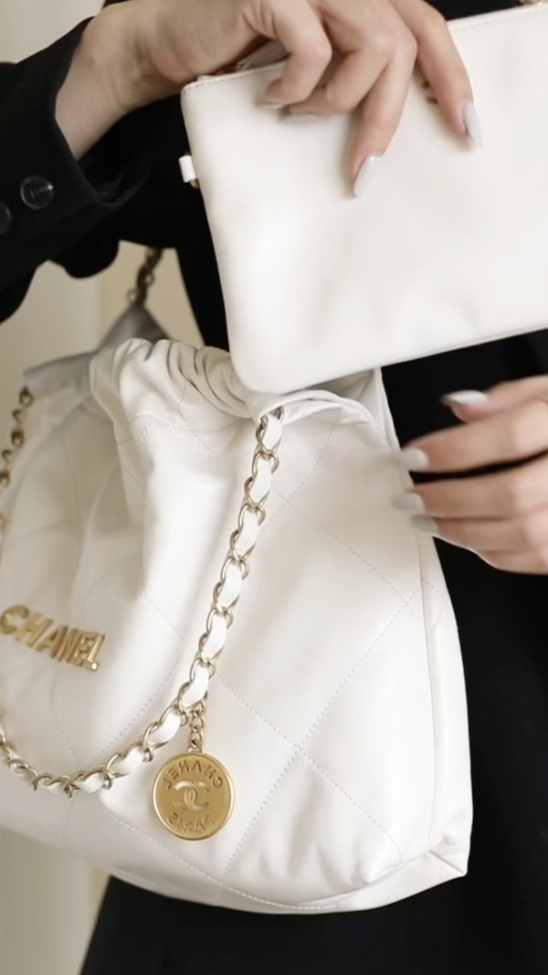 Chanel Luxury Handbags Crossbody & Shoulder Bags Tote Bags Fashion